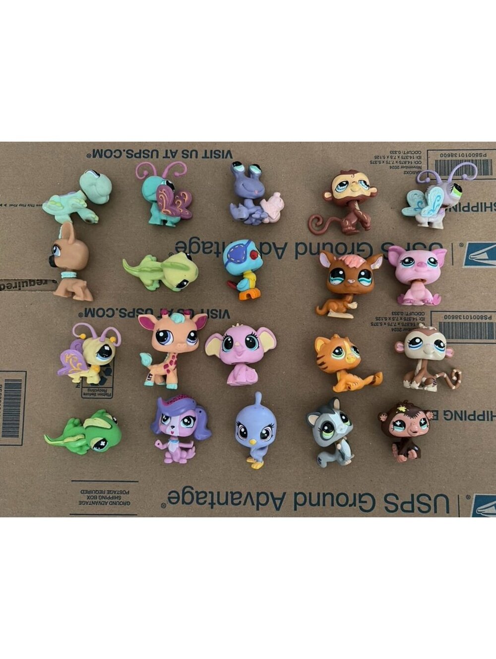 Lot of 20 vintage Littlest Pet Shop LPS Figurine lot - Misc figures